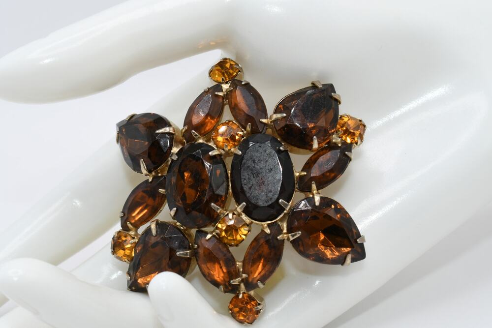 Vintage Topaz Rhinestone Brooch Gold Tone Faceted Glass 1960s 2 1/4 Inch